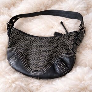 SOLD Coach Soho y2k Black bag with leather strap and bottom - Small